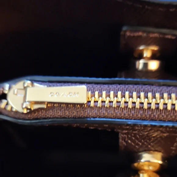 Coach Mini Town Bucket Crossbody Bag With Gold Hangtag. NWOT. H21292-C7269 - Picture 4 of 15